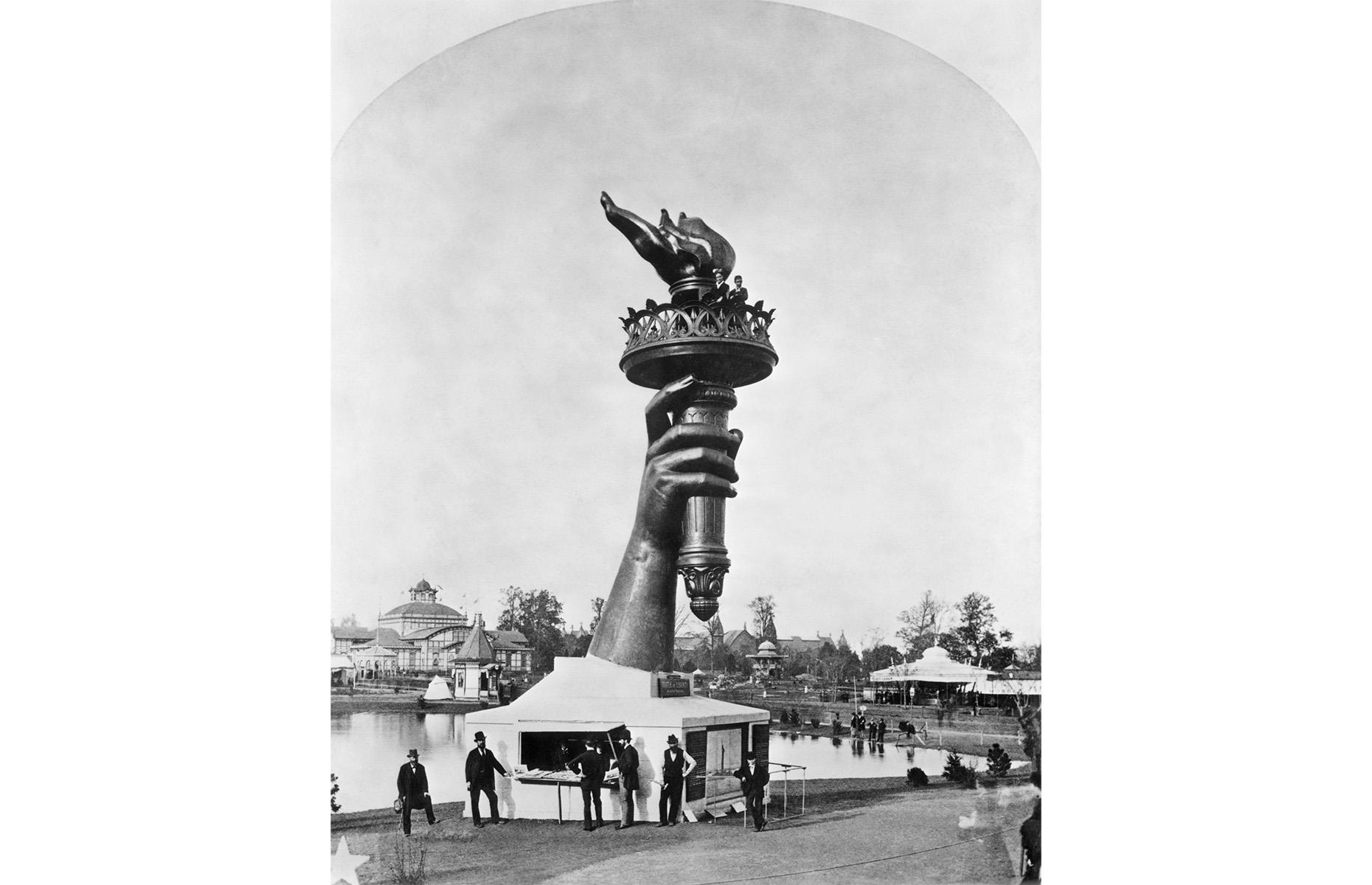 1876: The Statue of Liberty's arm, Philadelphia World Fair 